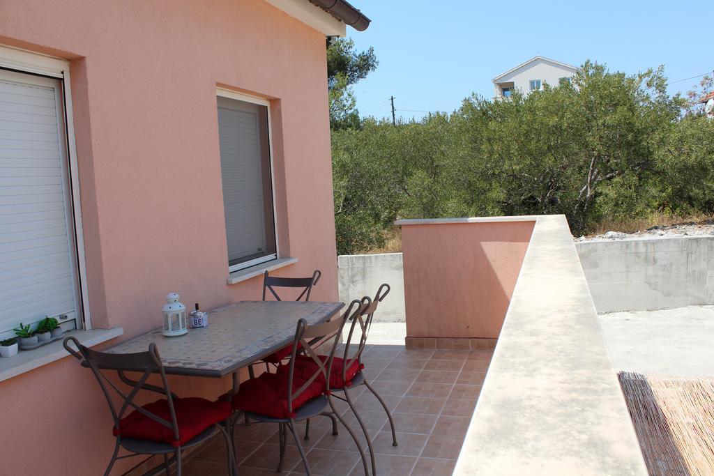 Apartments Luvi Trogir Eksteriør billede